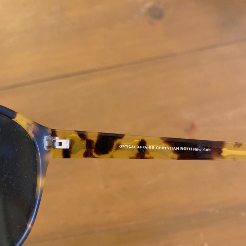 Sunglasses - image 2